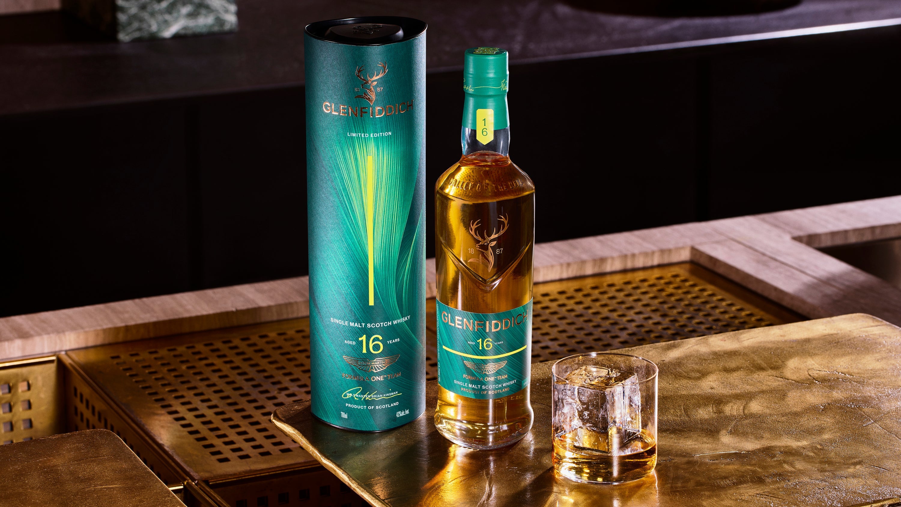 Masters What Others Can't See: Glenfiddich 16 Year Old Aston Martin Formula One™ Team Limited Edition, Release No. 2