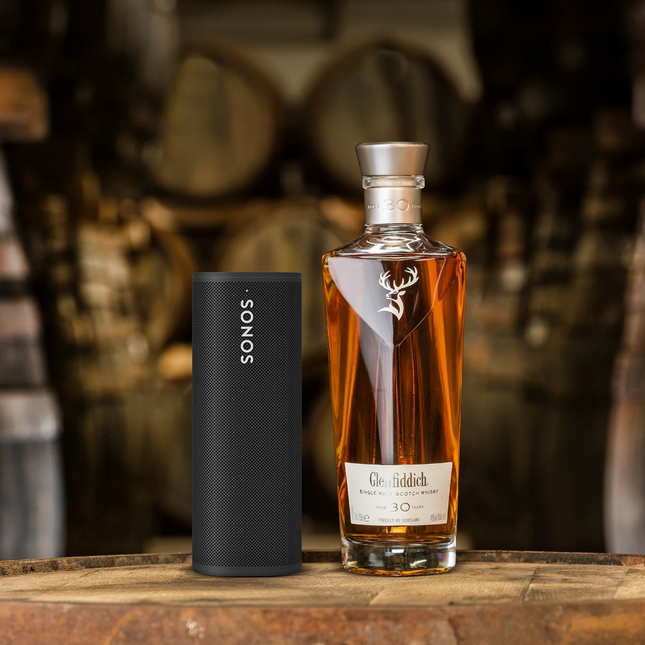 Glenfiddich 30 Year Old Suspended Time with Complimentary Sonos Roam Portable Speaker